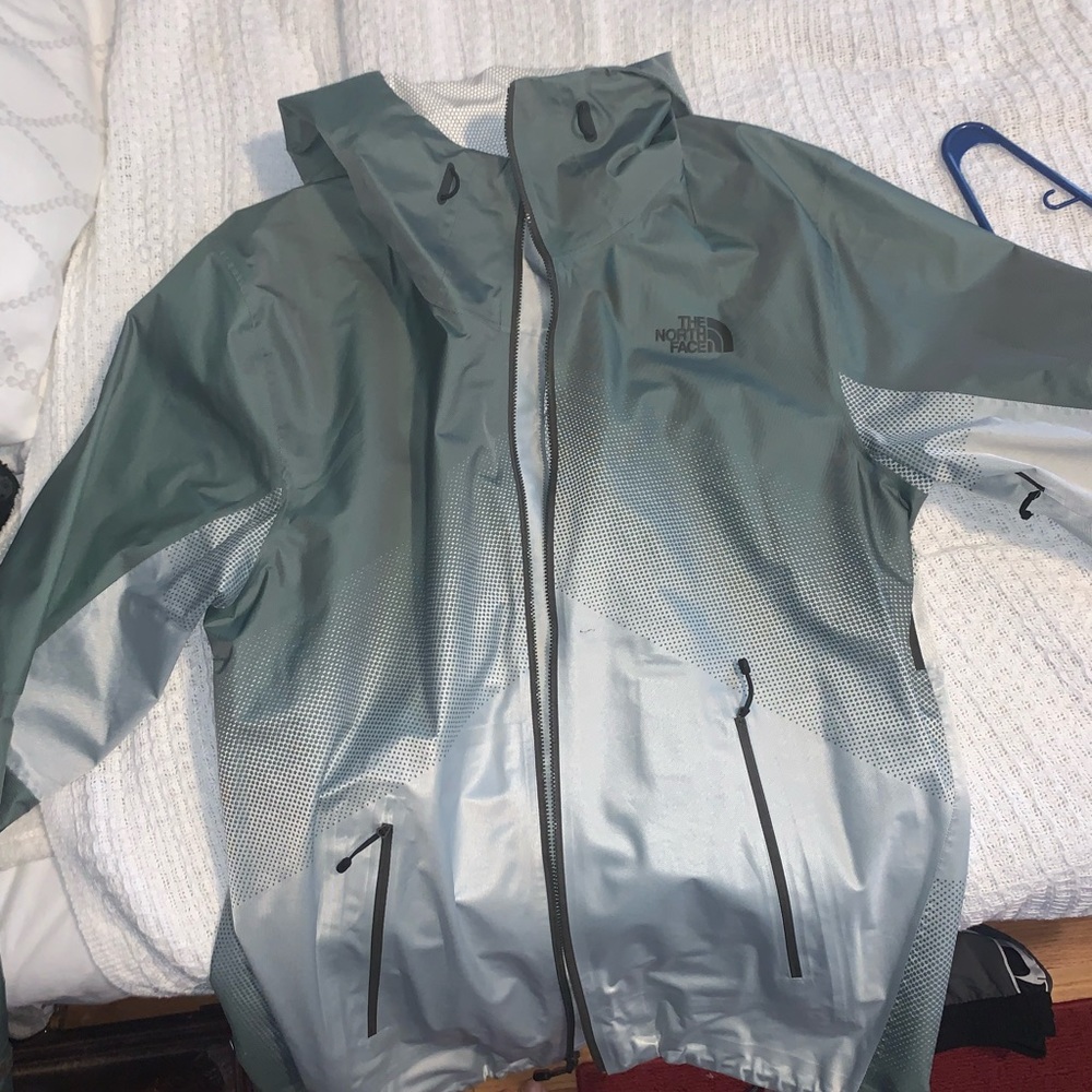 North face rain coat/ winter jacket